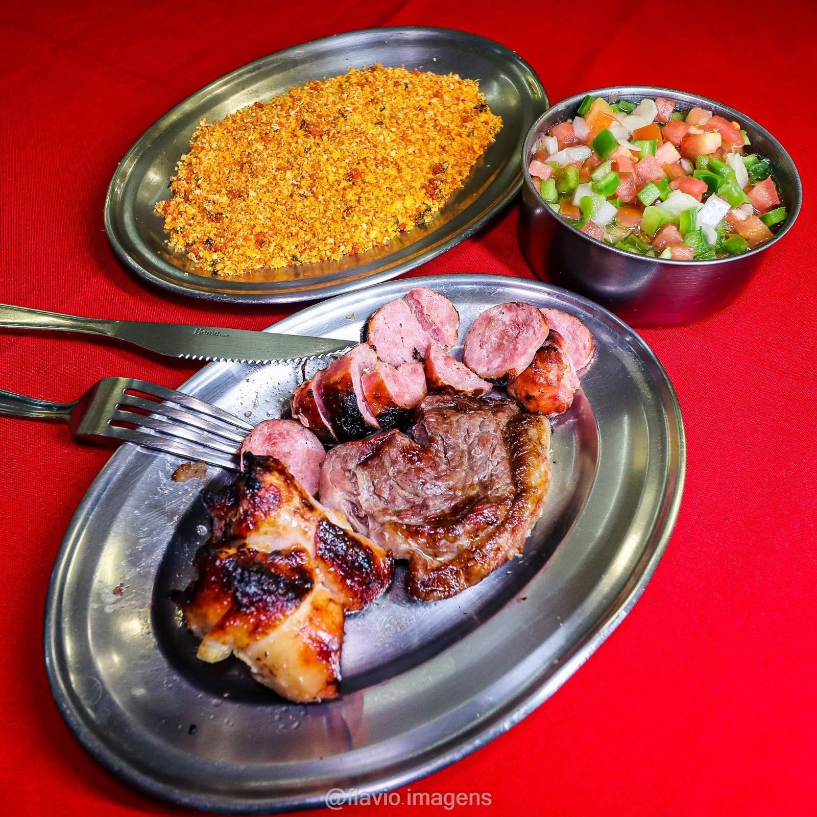 Porção de churrasco (com acompanhamento)